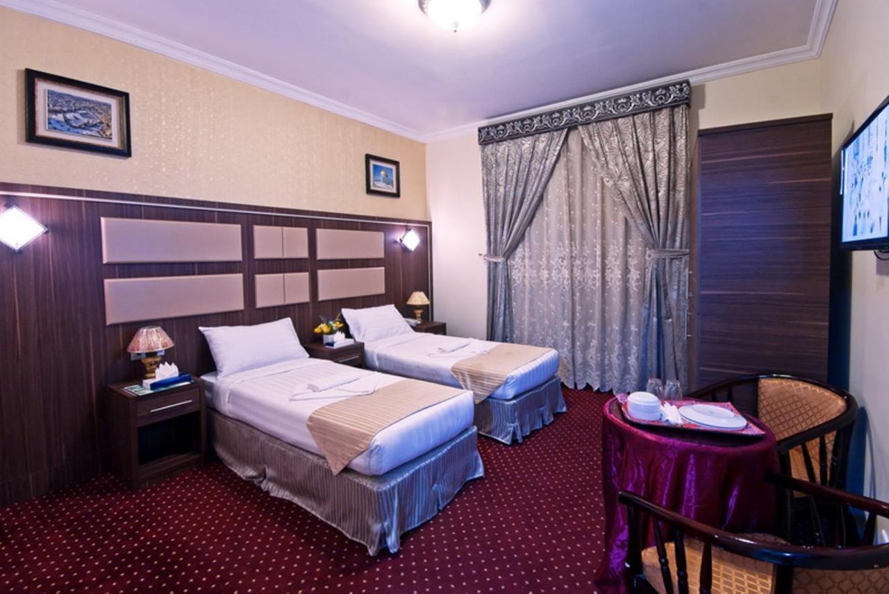 Diyar Al Nakheel Hotel Medina Esterno foto