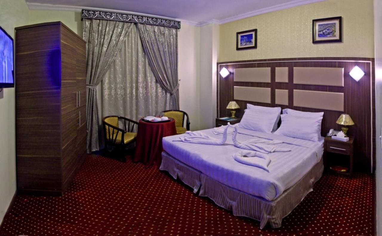 Diyar Al Nakheel Hotel Medina Esterno foto