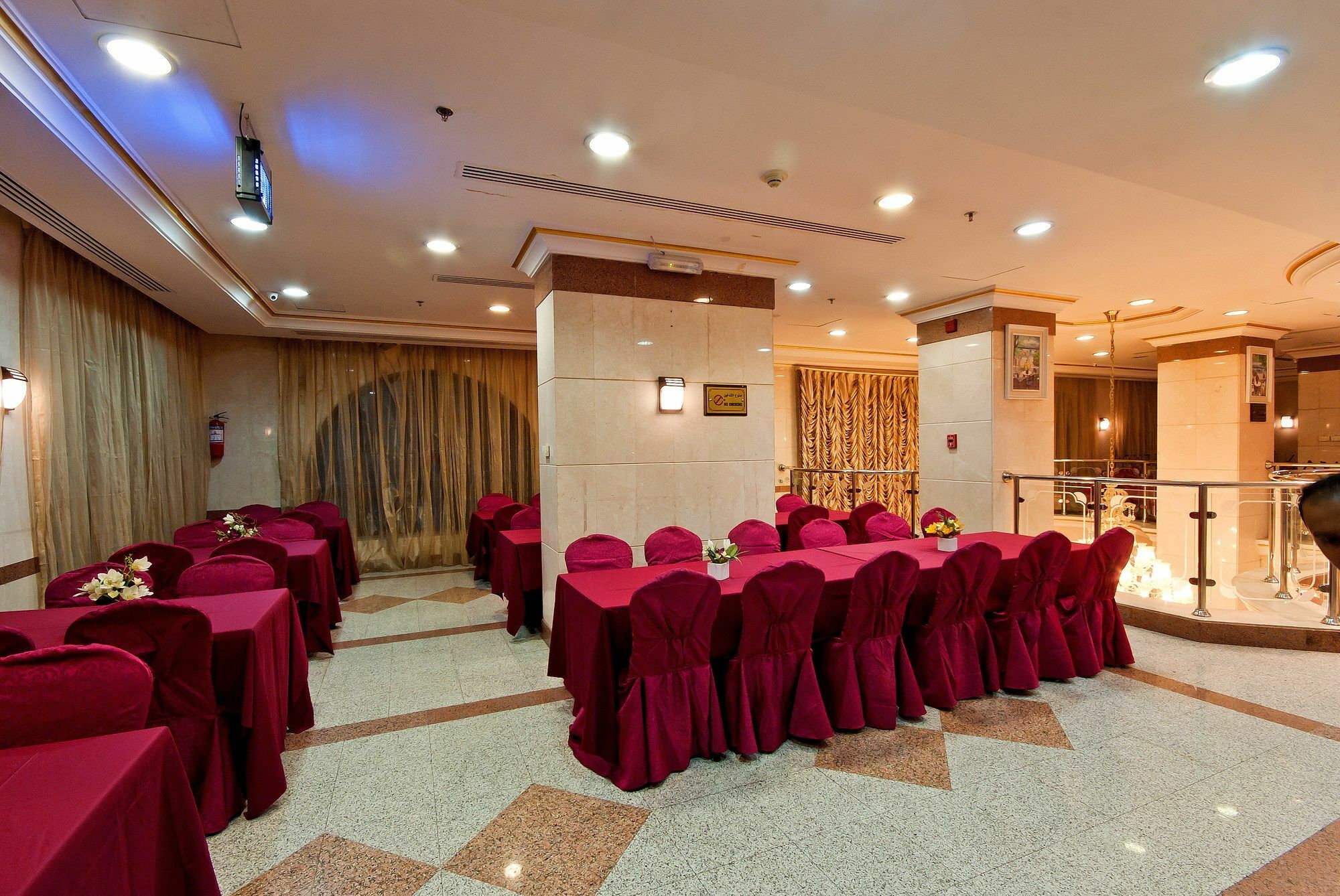 Diyar Al Nakheel Hotel Medina Esterno foto